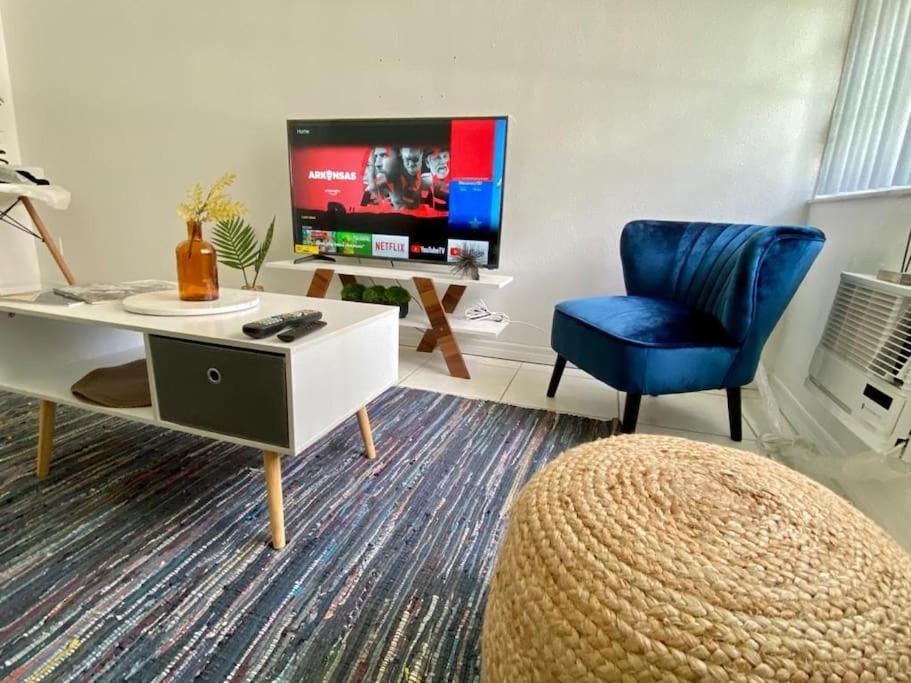 Miami Beach Home Near The Ocean Экстерьер фото